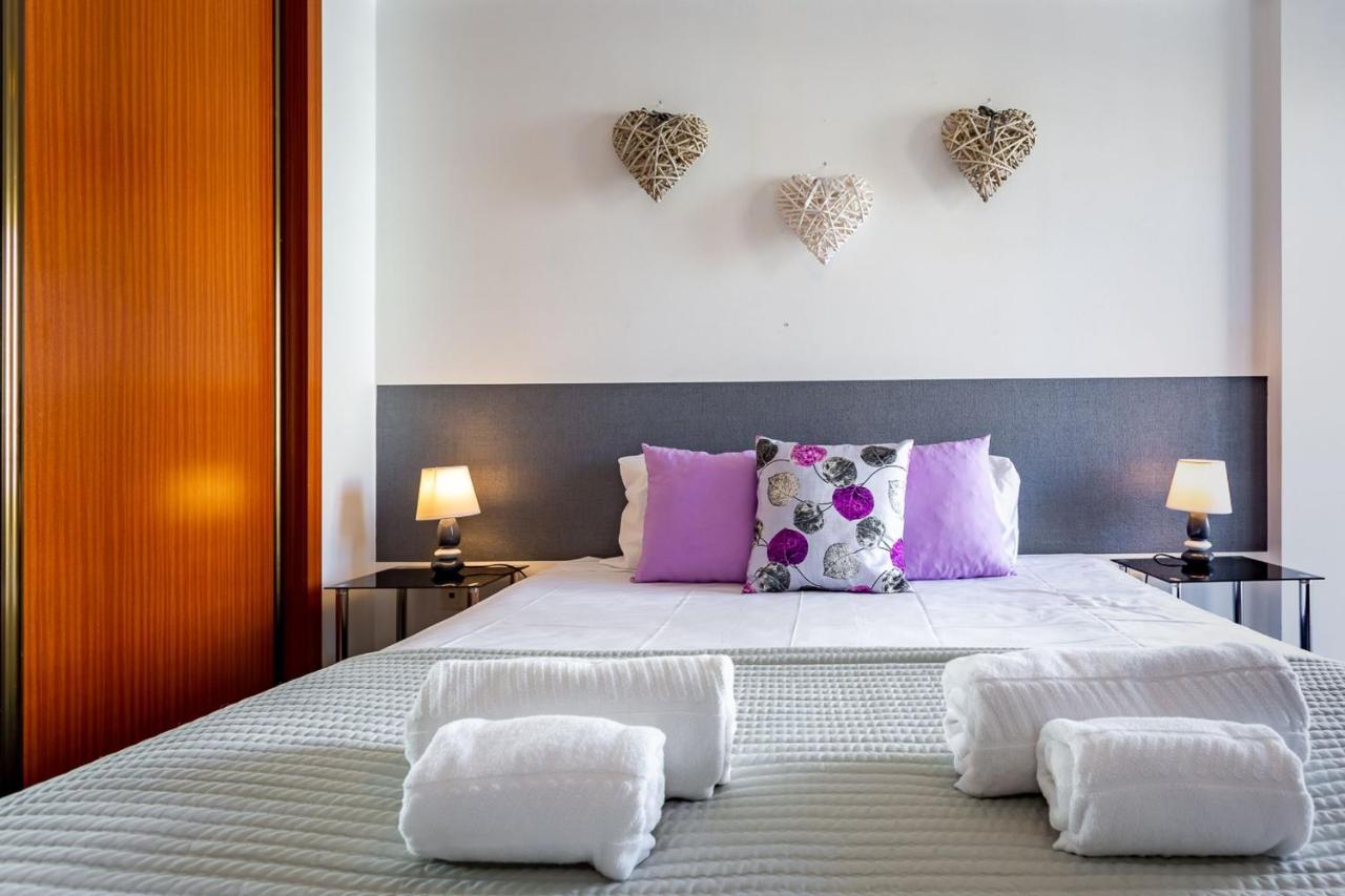 Light & Comfy Apartment W/ Pool & Balcony By Lovelystay Portimão Eksteriør billede